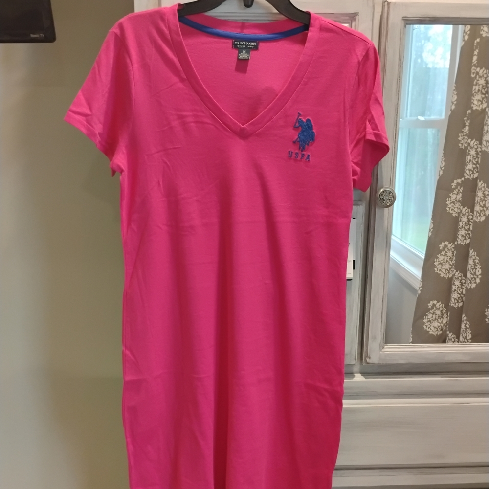 Pink V-Neck T-Shirt with Logo